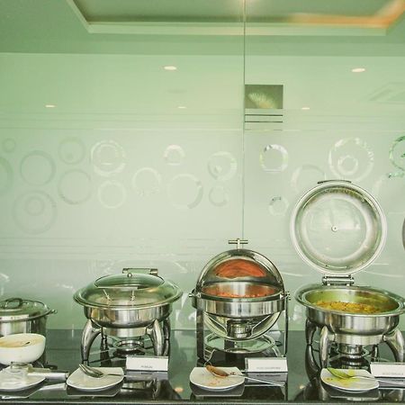 Hotel White Pearl Residency Pondicherry Exterior foto