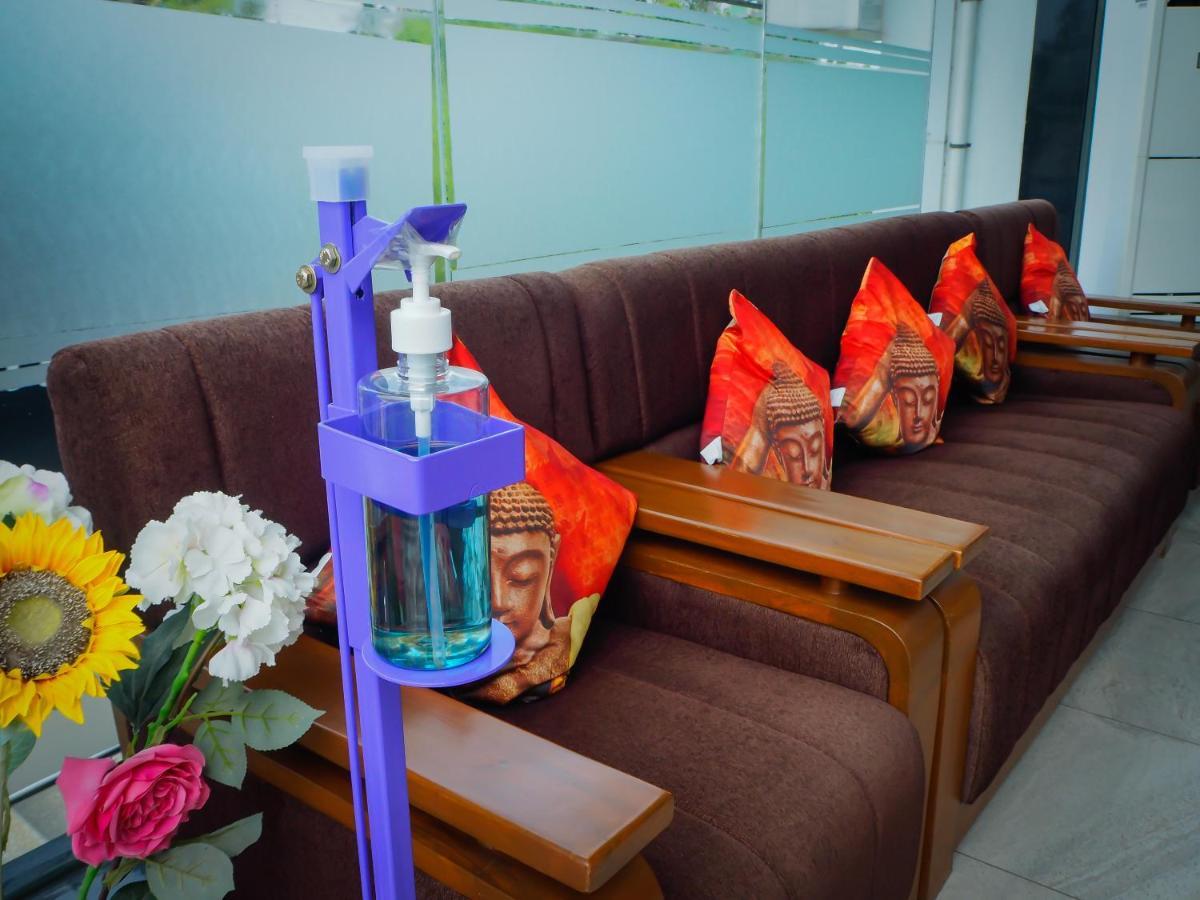 Hotel White Pearl Residency Pondicherry Exterior foto