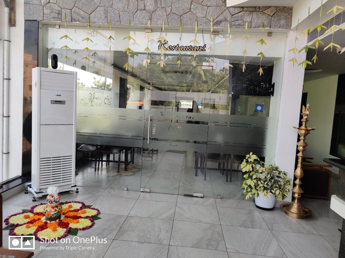Hotel White Pearl Residency Pondicherry Exterior foto