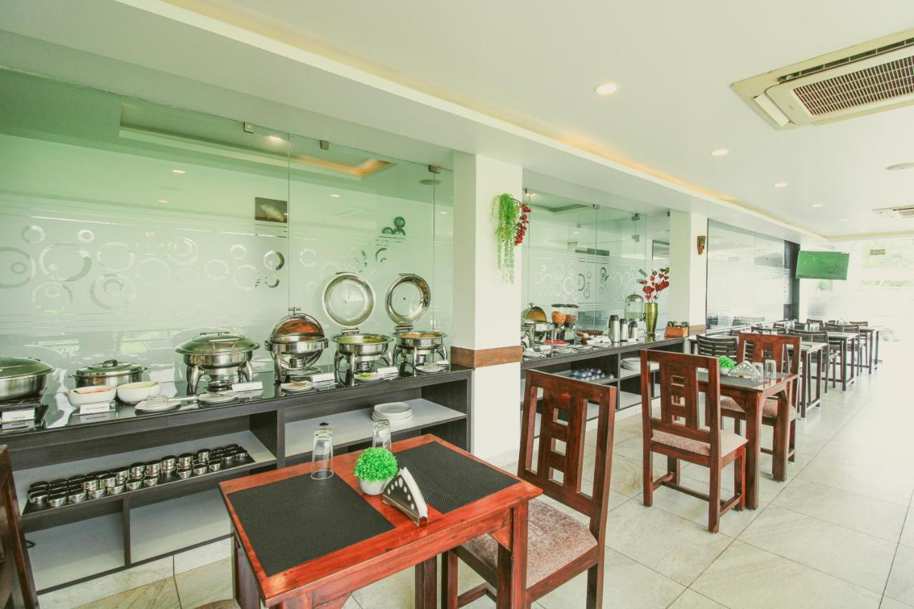 Hotel White Pearl Residency Pondicherry Exterior foto
