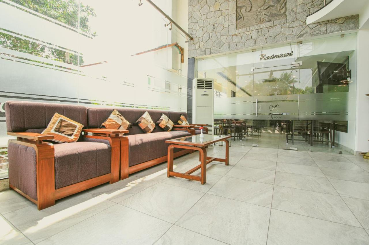 Hotel White Pearl Residency Pondicherry Exterior foto