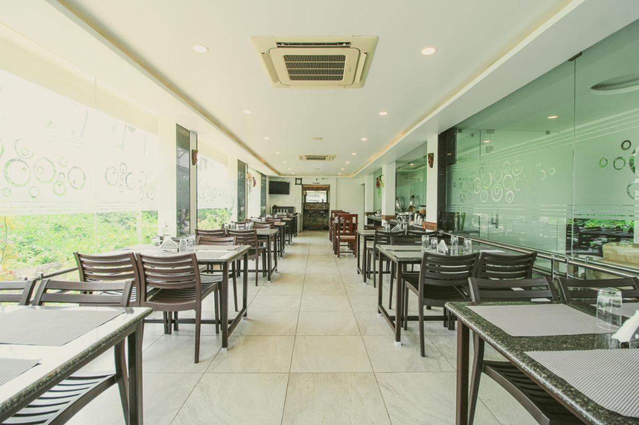 Hotel White Pearl Residency Pondicherry Exterior foto