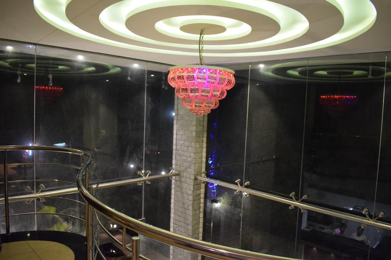 Hotel White Pearl Residency Pondicherry Exterior foto