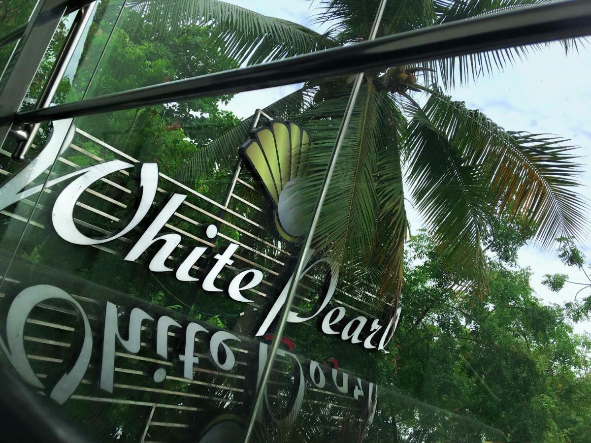Hotel White Pearl Residency Pondicherry Exterior foto